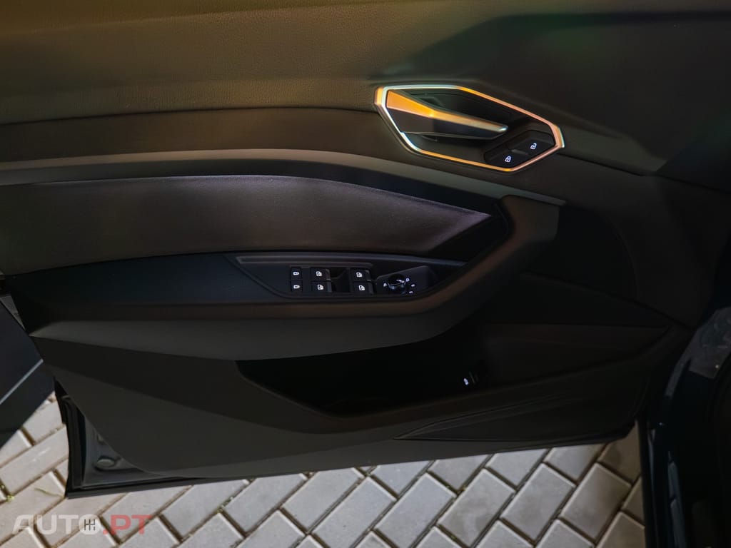 Audi Q8 E-Tron 55 quattro Advanced