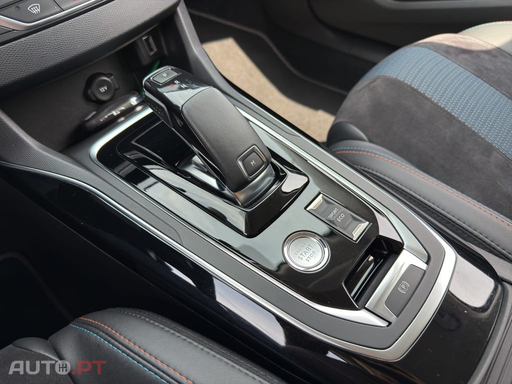 Peugeot 308 PureTech 130 GPF EAT8 Stop & Start Tech Edition