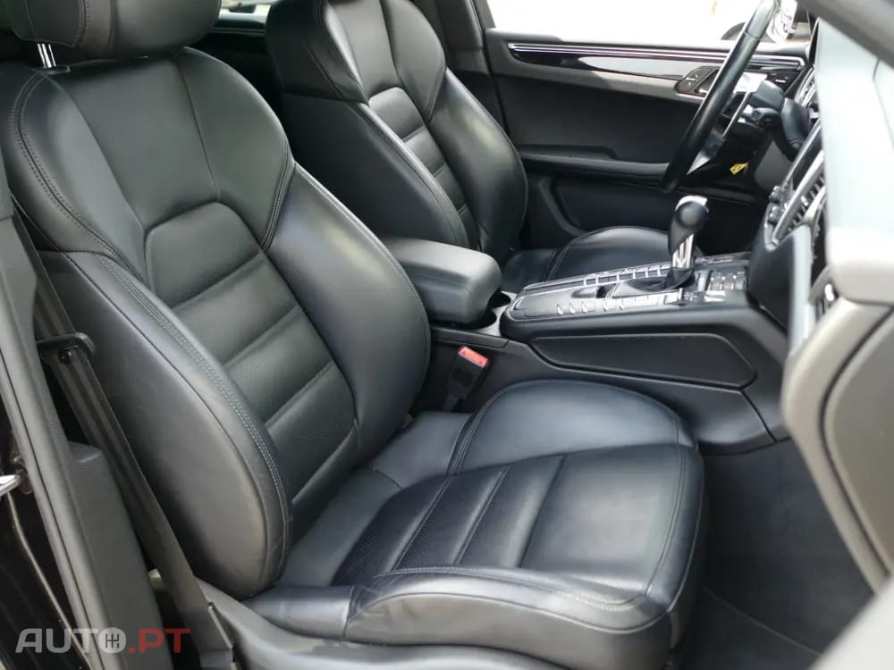 Porsche Macan S