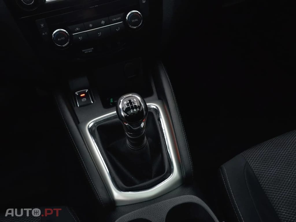 Nissan Qashqai 1.5 dCi N-Connecta RS+PS