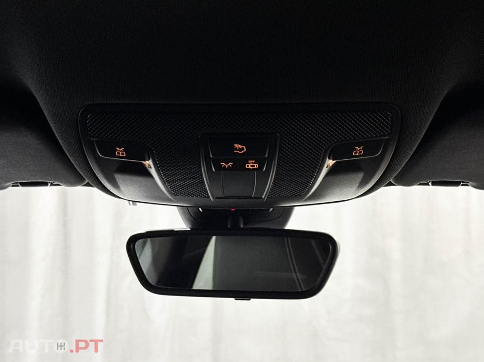 Mercedes-Benz CLA 200 d 4Matic 7G-DCT UrbanStyle Edition