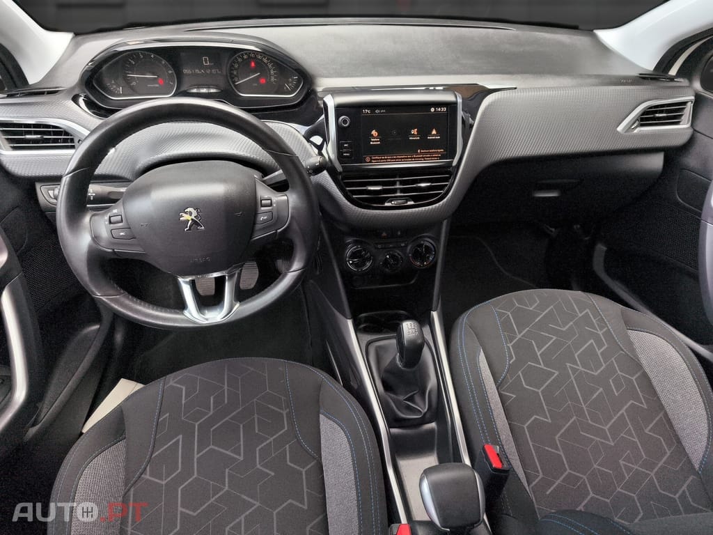 Peugeot 2008 1.2 PureTech Style