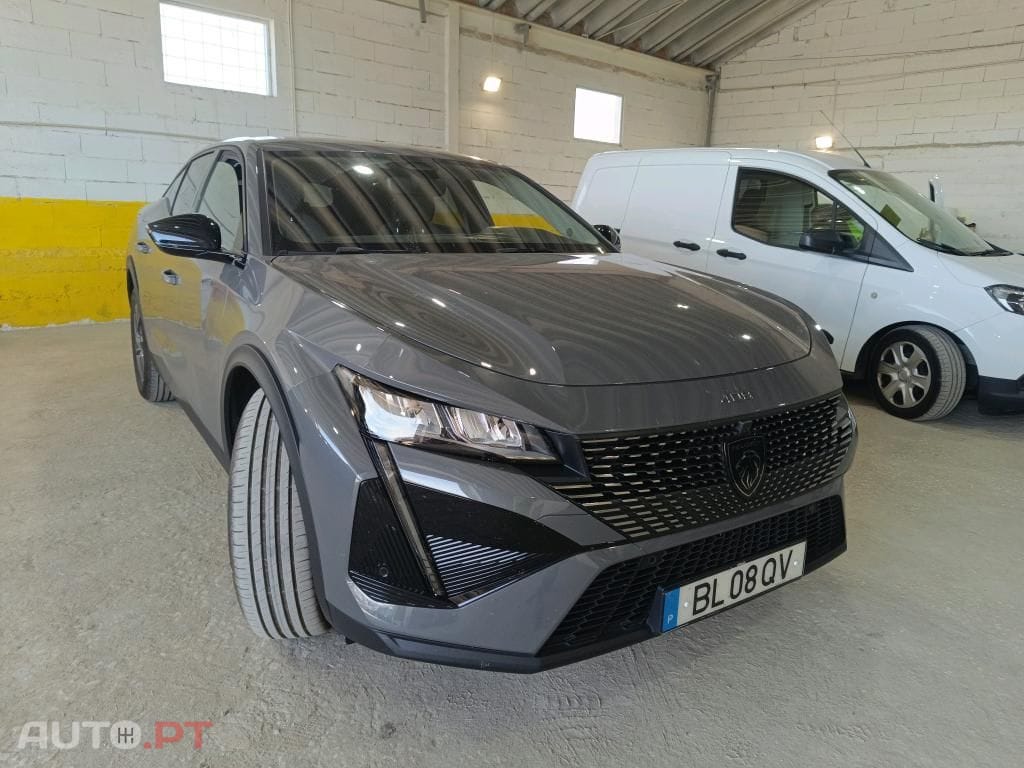 Peugeot 408 1.2 PureTech Allure EAT8