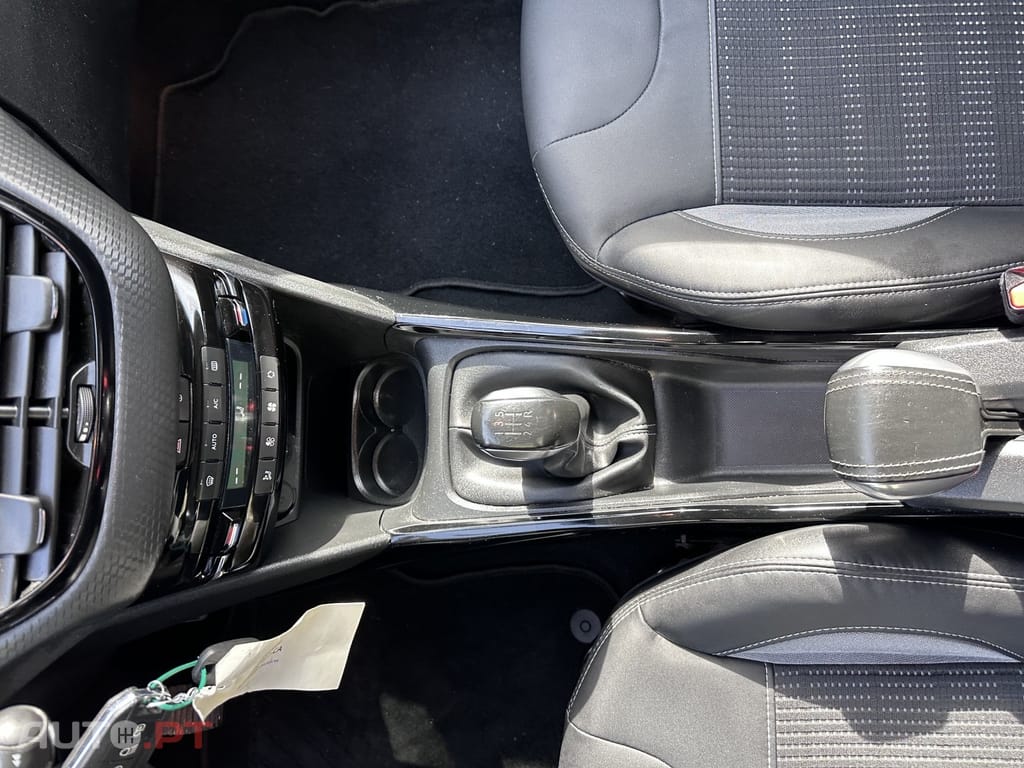 Peugeot 2008 PureTech 100 Allure
