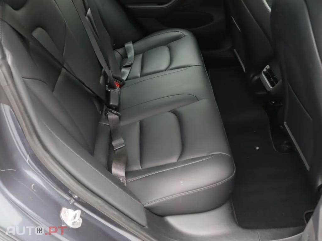 Tesla Model 3 Long-Range AWD I.V.A DEDUTÍVEL