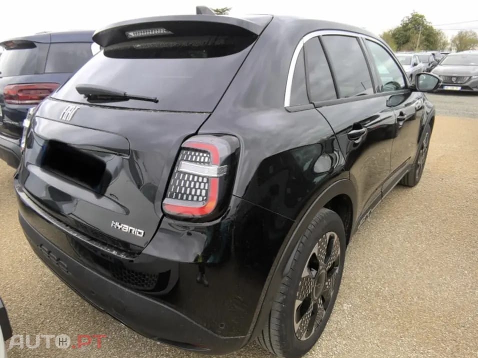 Fiat 600 1.2 Hybrid La Prima