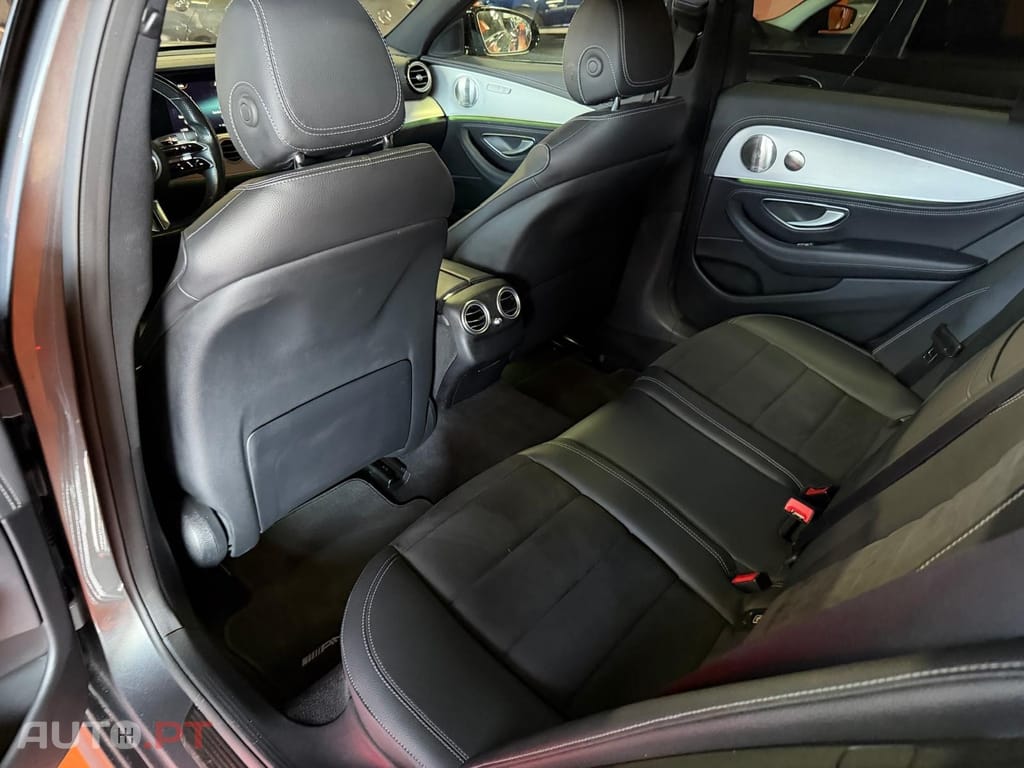 Mercedes-Benz E 300 de