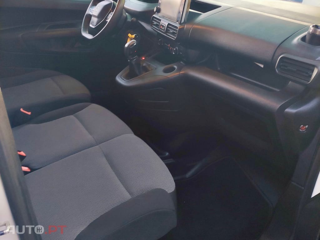 Peugeot Partner 1.5 BlueHDi Premium Longa