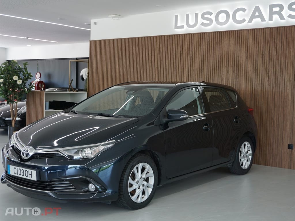 Toyota Auris 1.2 Turbo Design Edition