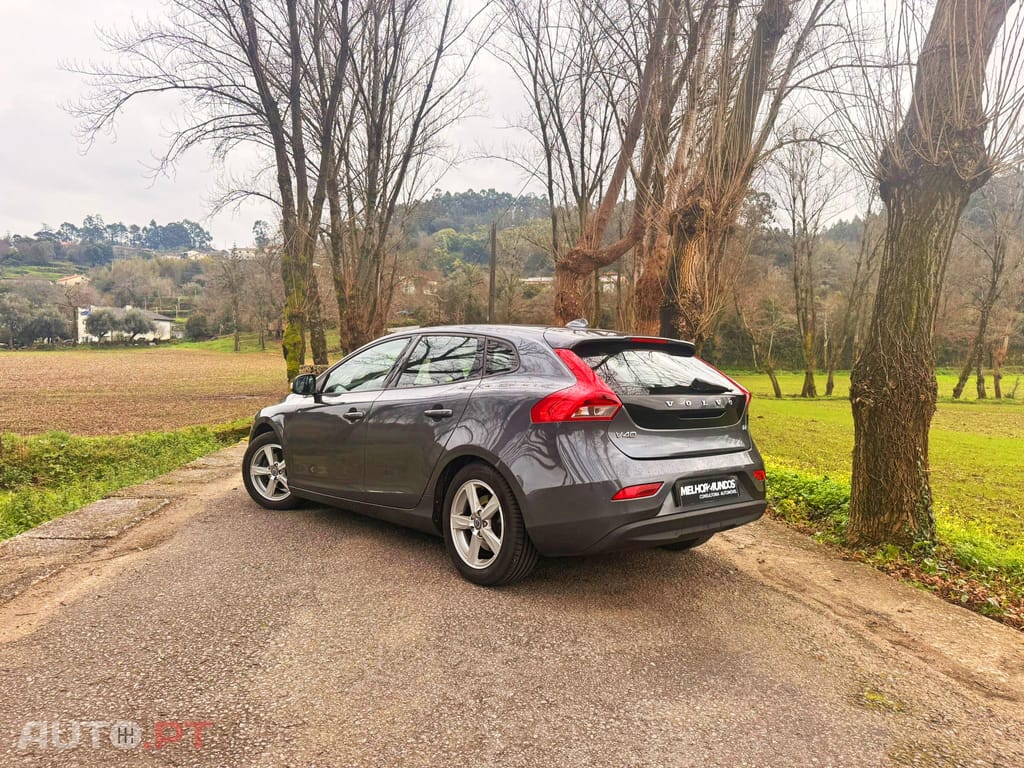 Volvo V40 1.6 D2 Momentum
