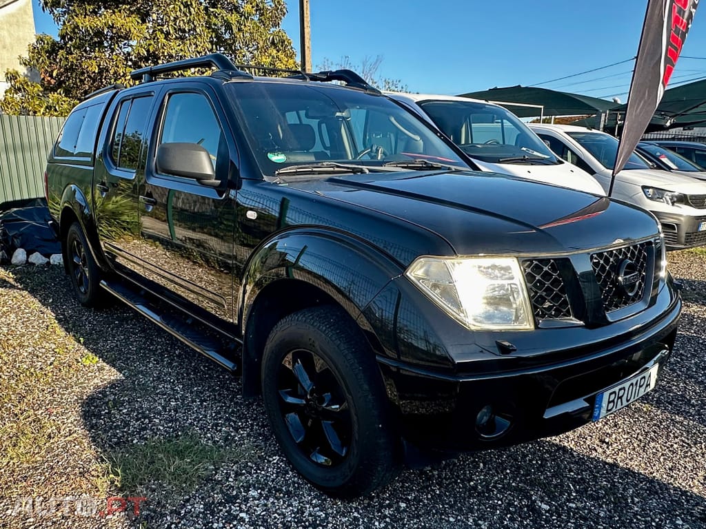 Nissan Navara 2.5 dCi CD LE Premium