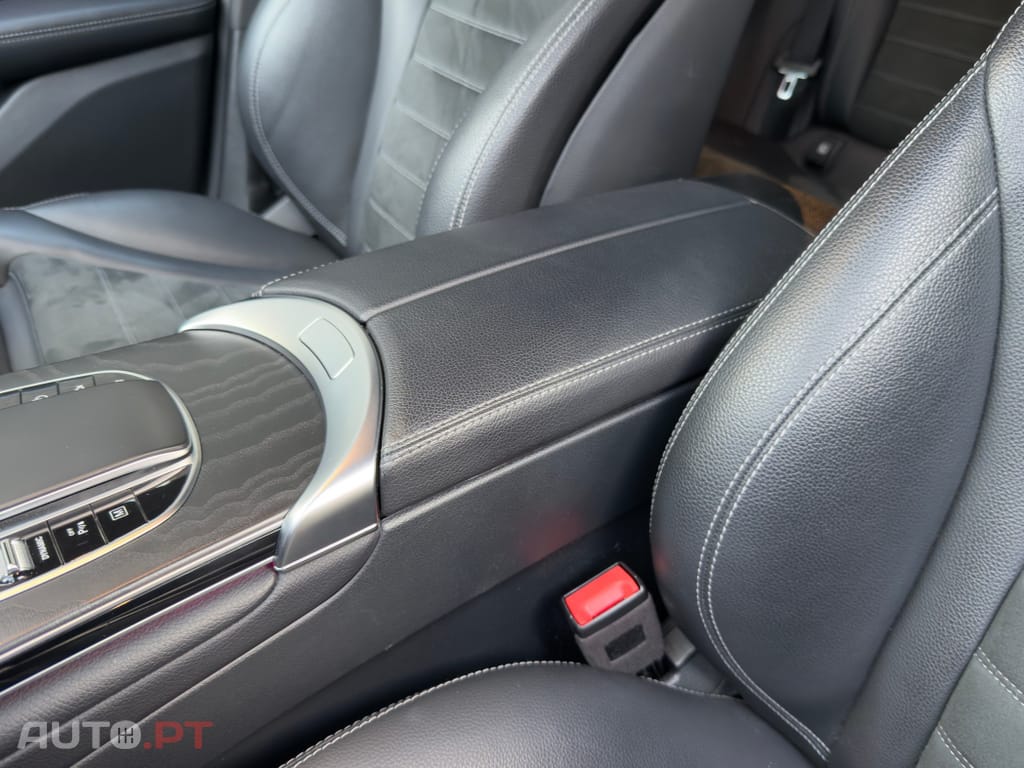 Mercedes-Benz GLC 300 de Coupe 4Matic 9G-TRONIC AMG Line