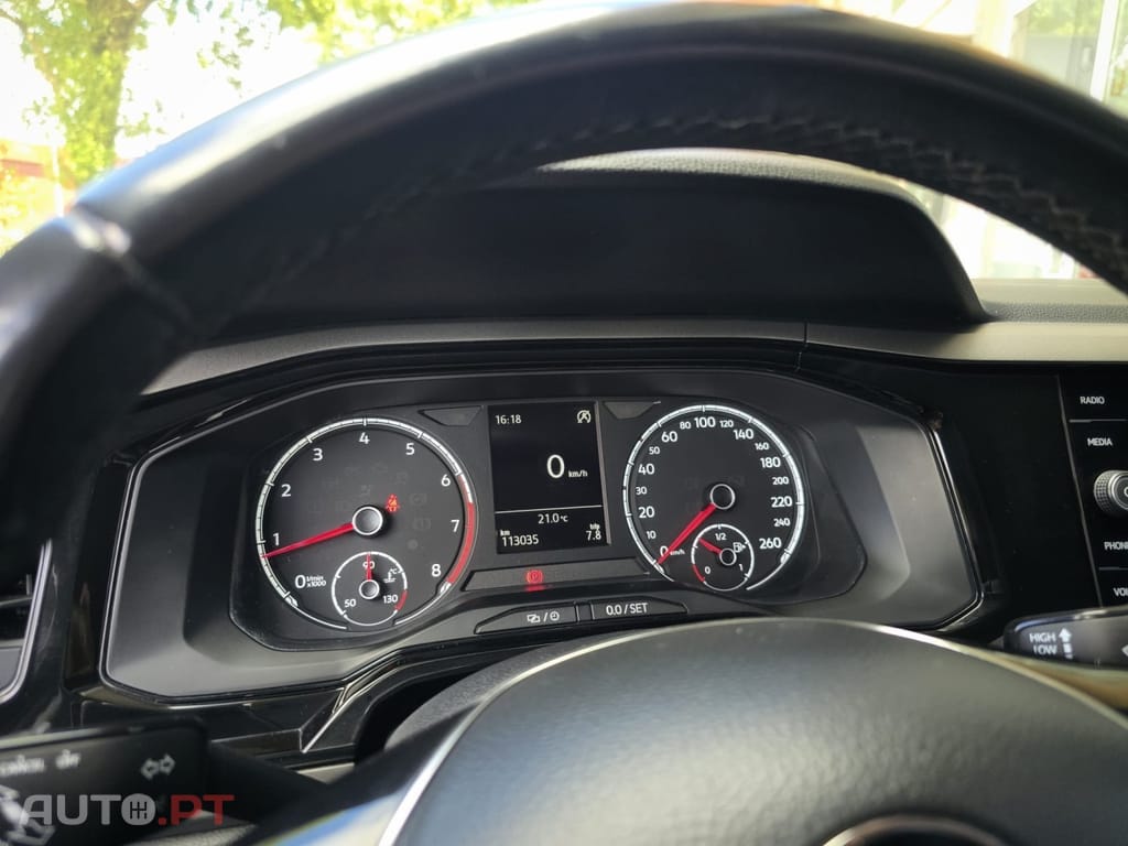 Volkswagen Polo 1.0 Confortline