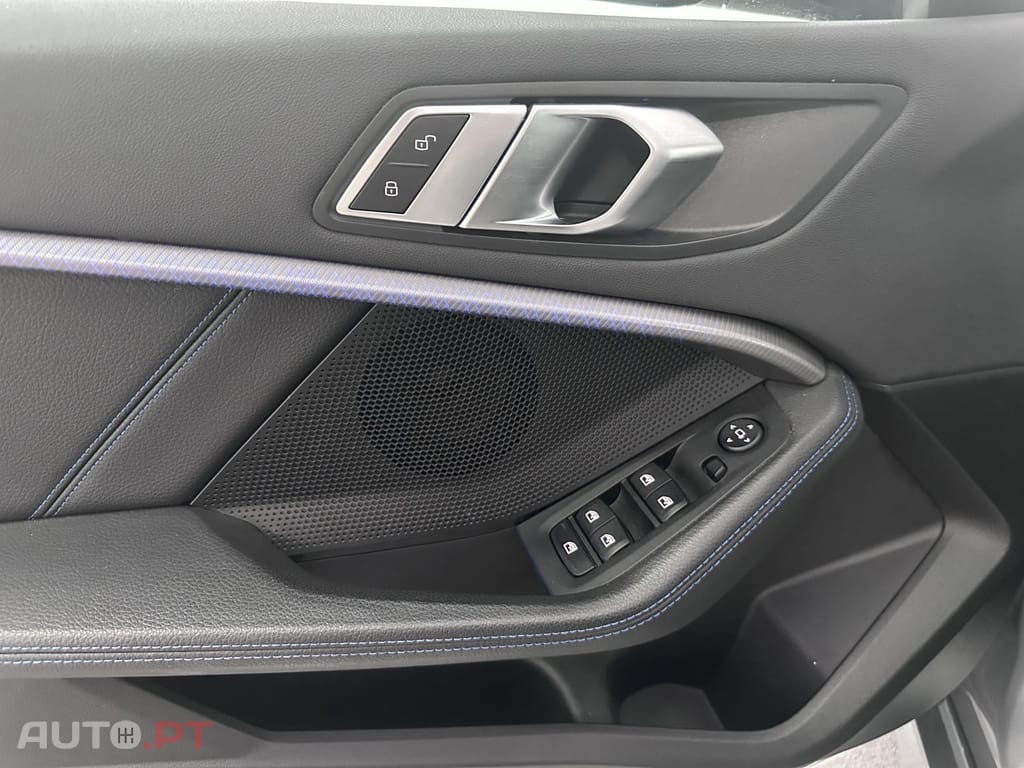 BMW 116 d Pack Desportivo M Auto