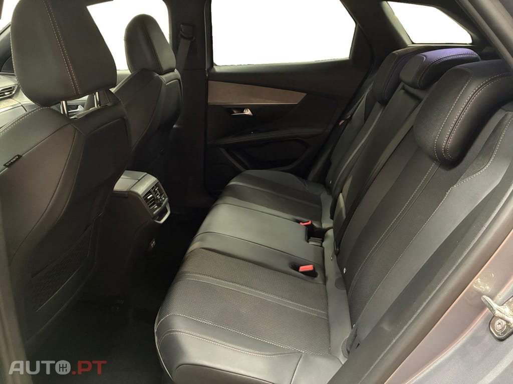 Peugeot 3008 1.2 Hybrid GT e-DCS6