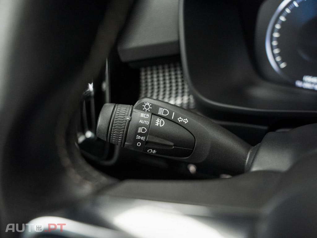 Volvo XC40 2.0 D3 R-Design