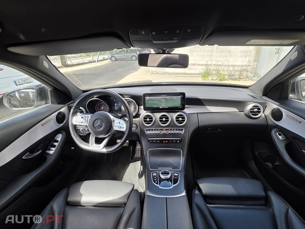Mercedes-Benz C 300 DE AMG — fotografia 10