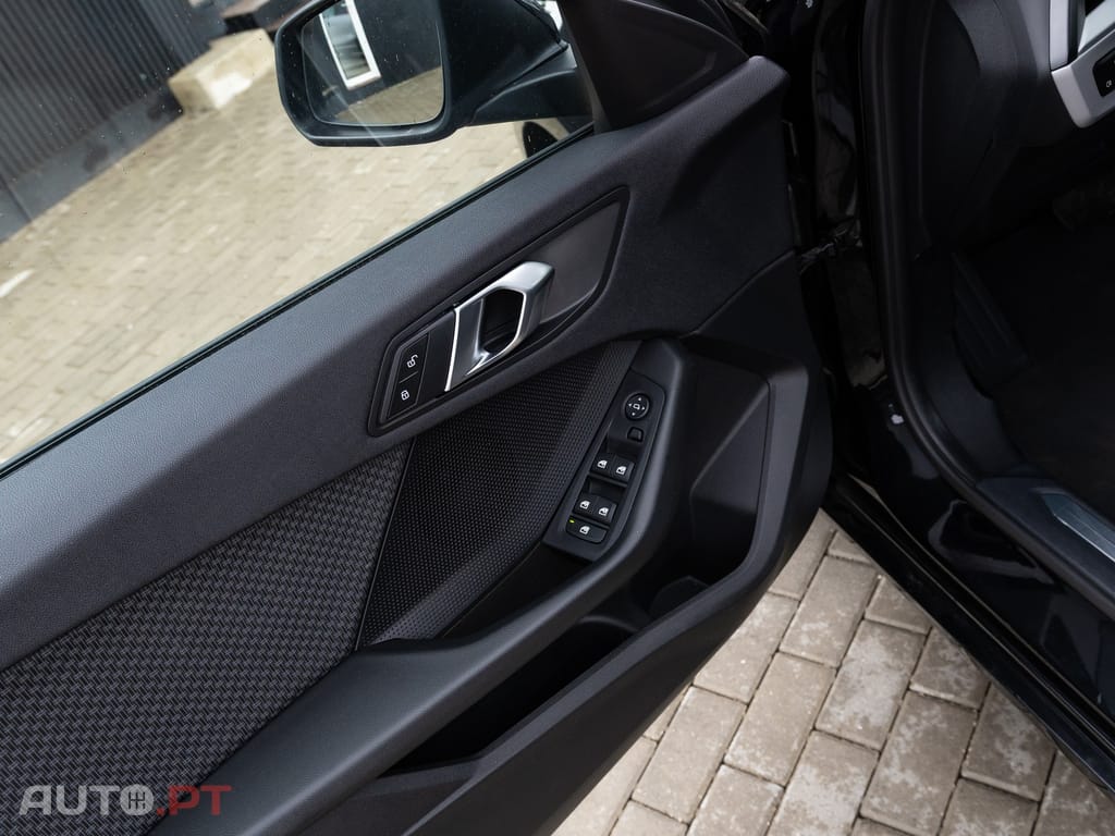 BMW 118 i Corporate Edition Auto