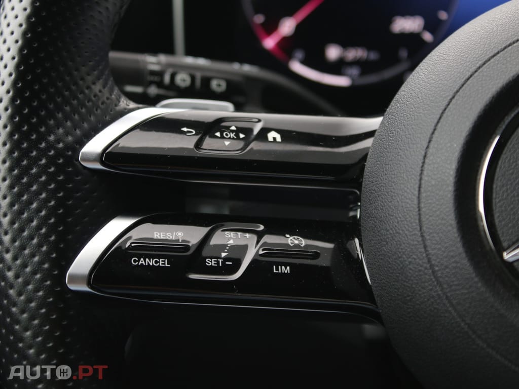 Mercedes-Benz C 300 e 9G-TRONIC Edition AMG Line