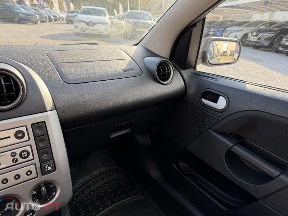 Ford Fiesta 1.25 First Edition