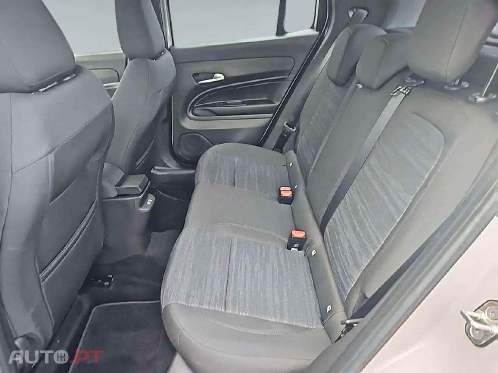 Jeep Avenger 1.2 MHEV DCT Altitude