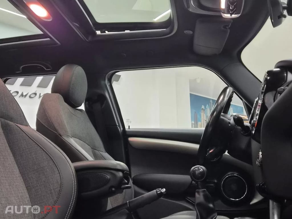 MINI One 5P ONE D BODY-KIT JCW