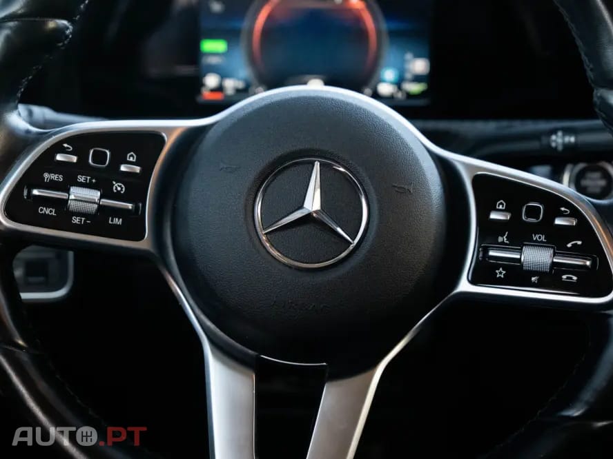 Mercedes-Benz A 250 e 8G-DCT Style