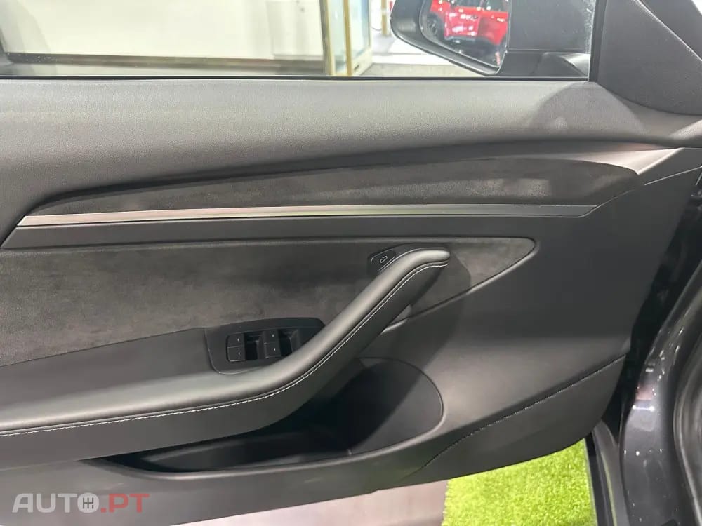 Tesla Model 3 Standard RWD Plus