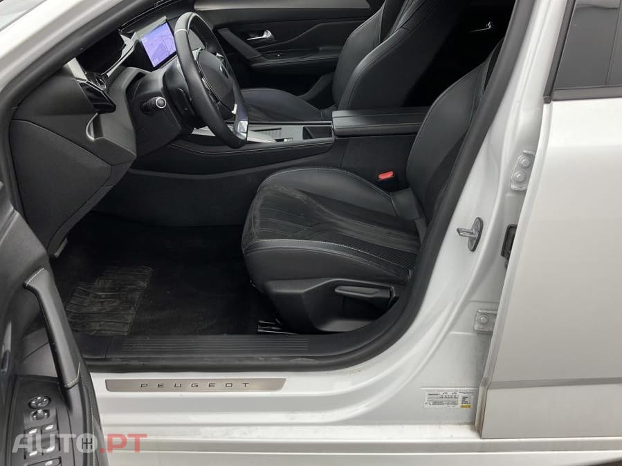 Peugeot 308 1.2 PureTech GT EAT8
