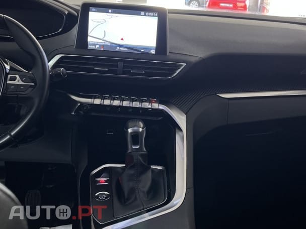 Peugeot 3008 1.2 PureTech Active Pack