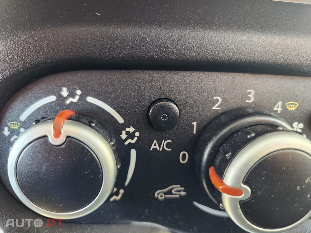 Renault Twingo 1.0 SCe Night&Day