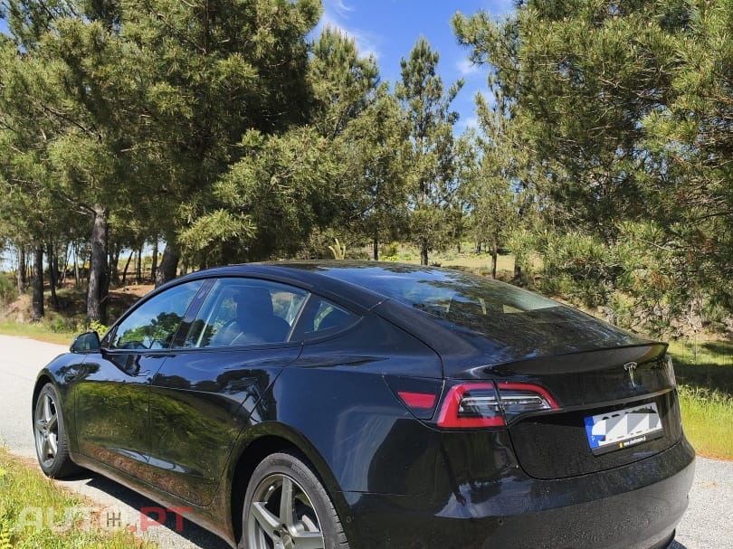 Tesla Model 3 Standard Range Plus RWD