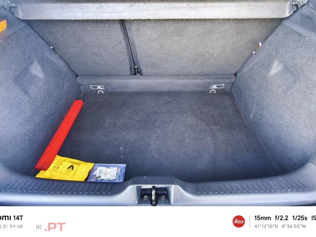 Renault Clio 1.2 16V 75 Collection