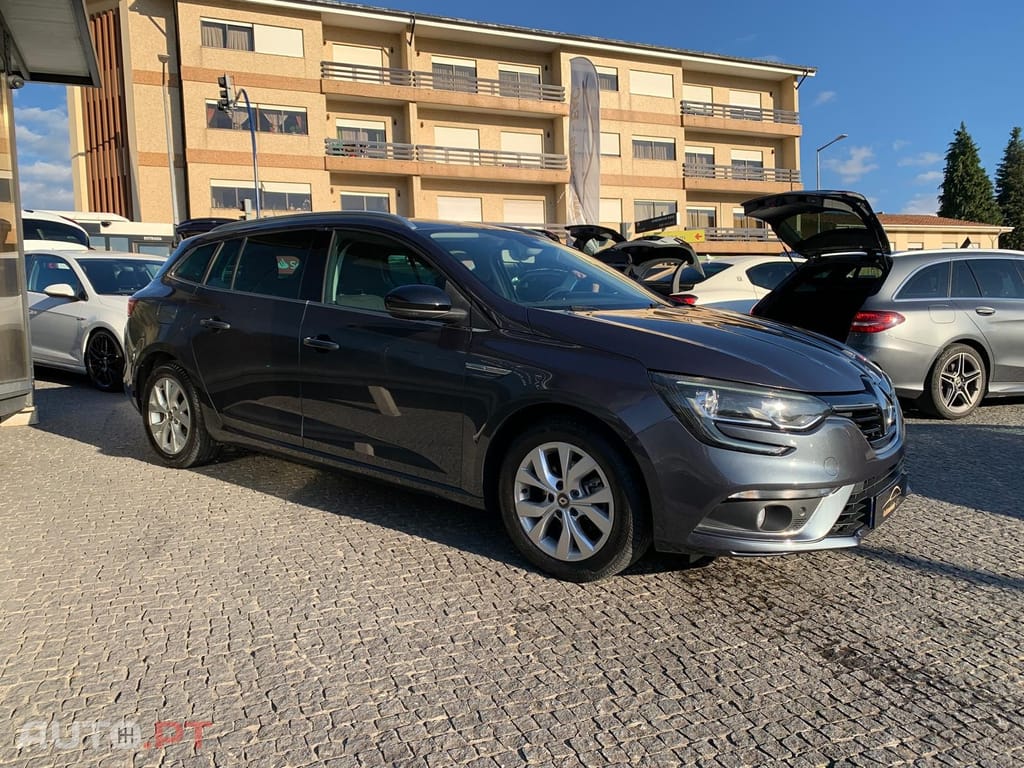 Renault Mégane Sport Tourer 1.5 Blue dCi Limited EDC