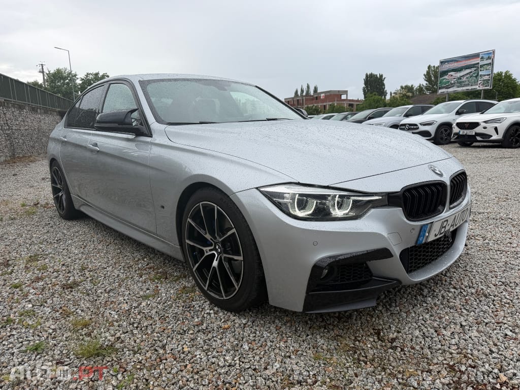 BMW 330 e iPerformance Pack M
