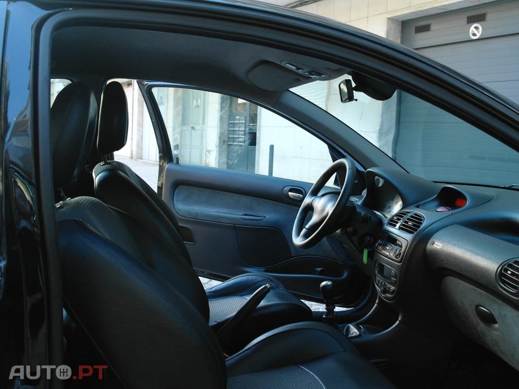 Peugeot 206 1.6 GTi