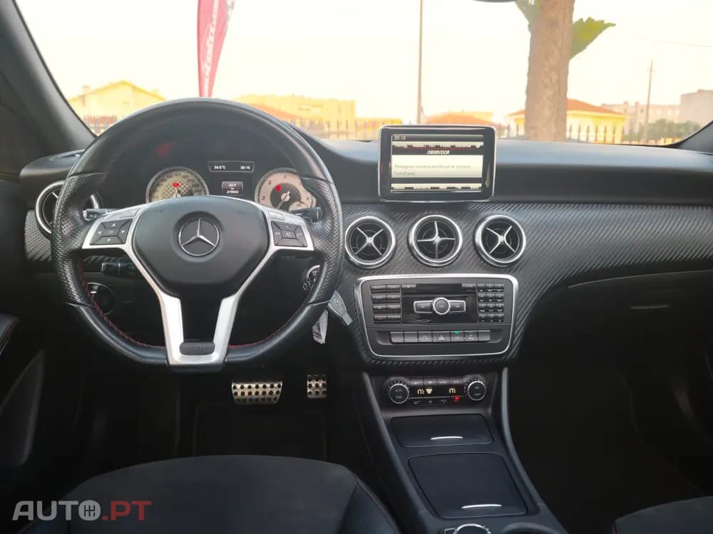 Mercedes-Benz A 220 d 7G-DCT AMG Line