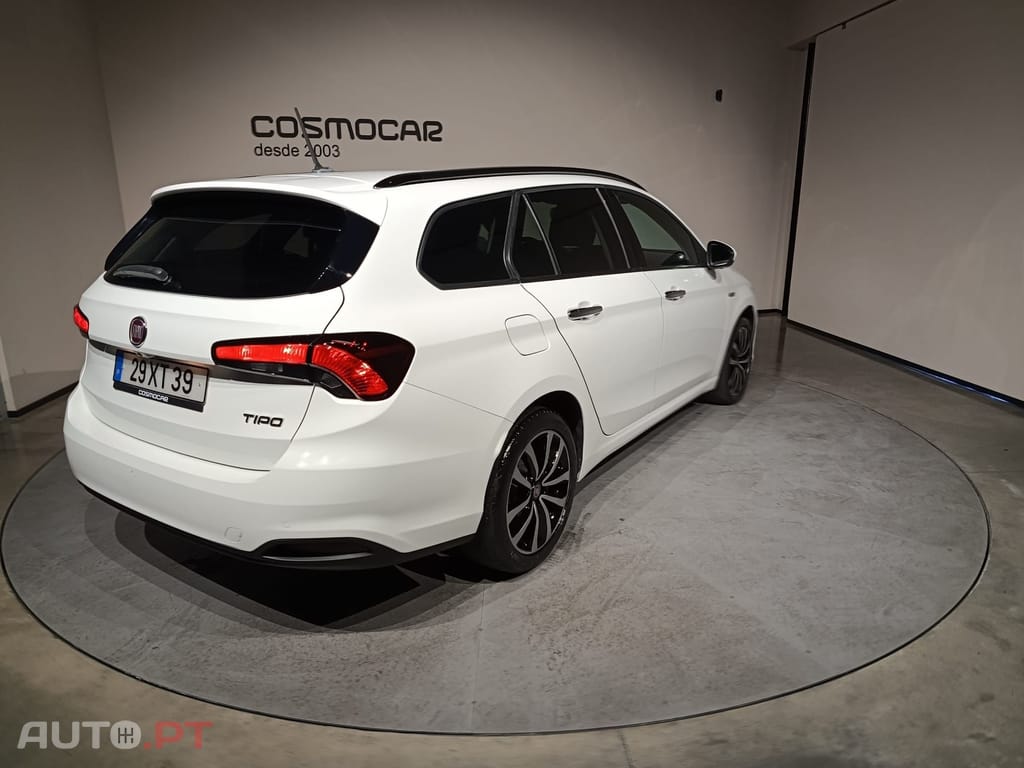 Fiat Tipo 1.6 M-Jet Lounge 