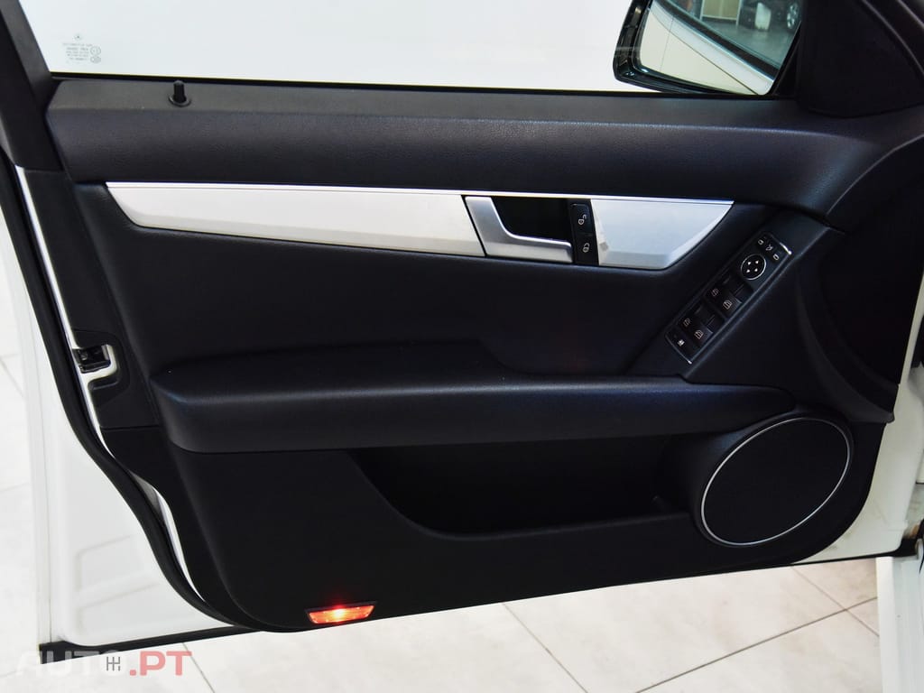 Mercedes-Benz C 250 CDI AMG SPORTS PACKAGE