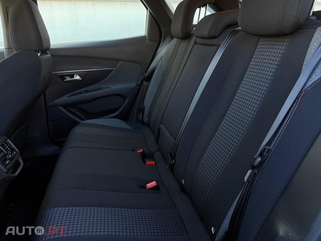 Peugeot 3008 BlueHDi 130 Stop & Start Active Pack