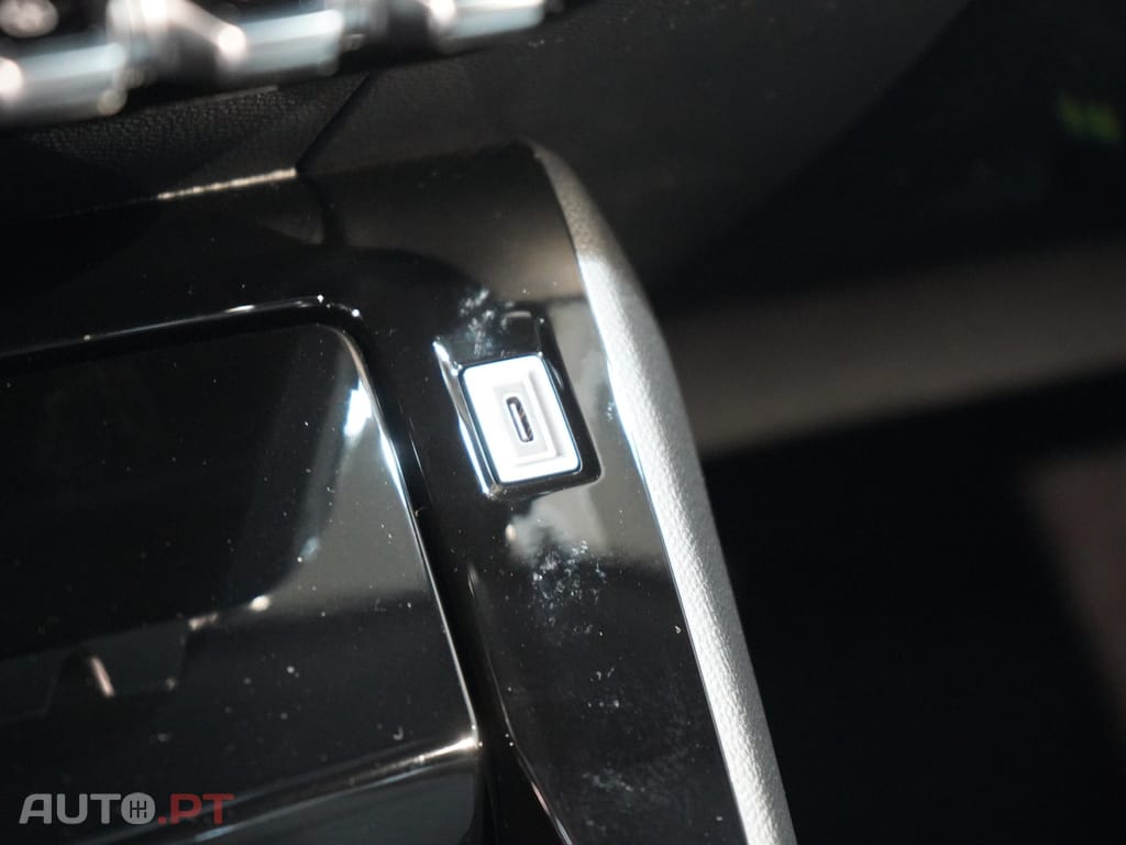 Peugeot 2008 1.2 PureTech Allure