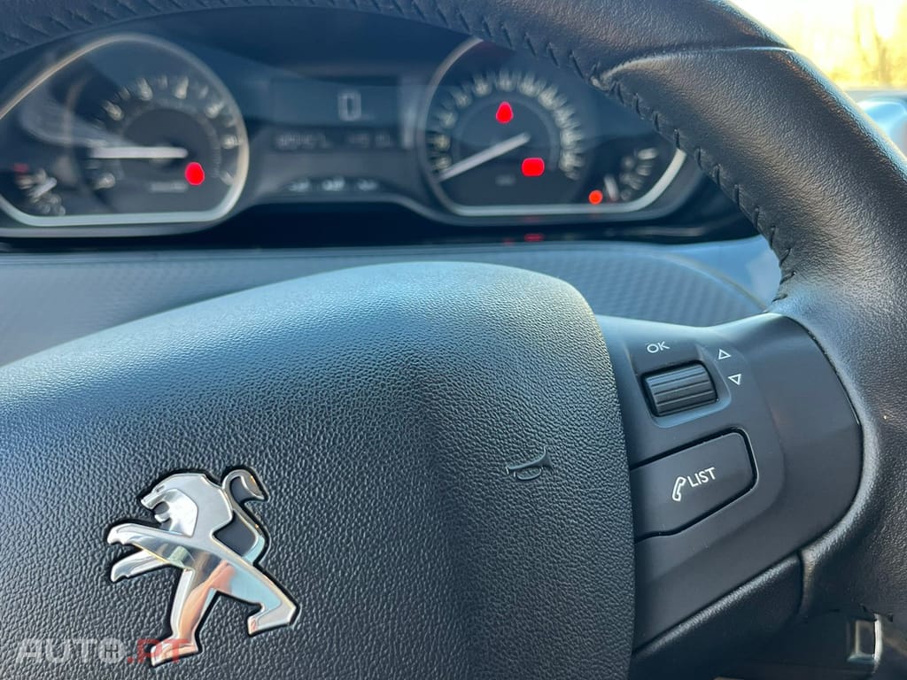 Peugeot 208 1.2 PureTech
