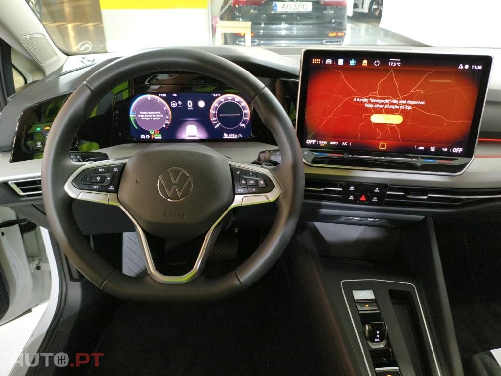Volkswagen Golf 1.5 TSI e-Hybrid Life DSG