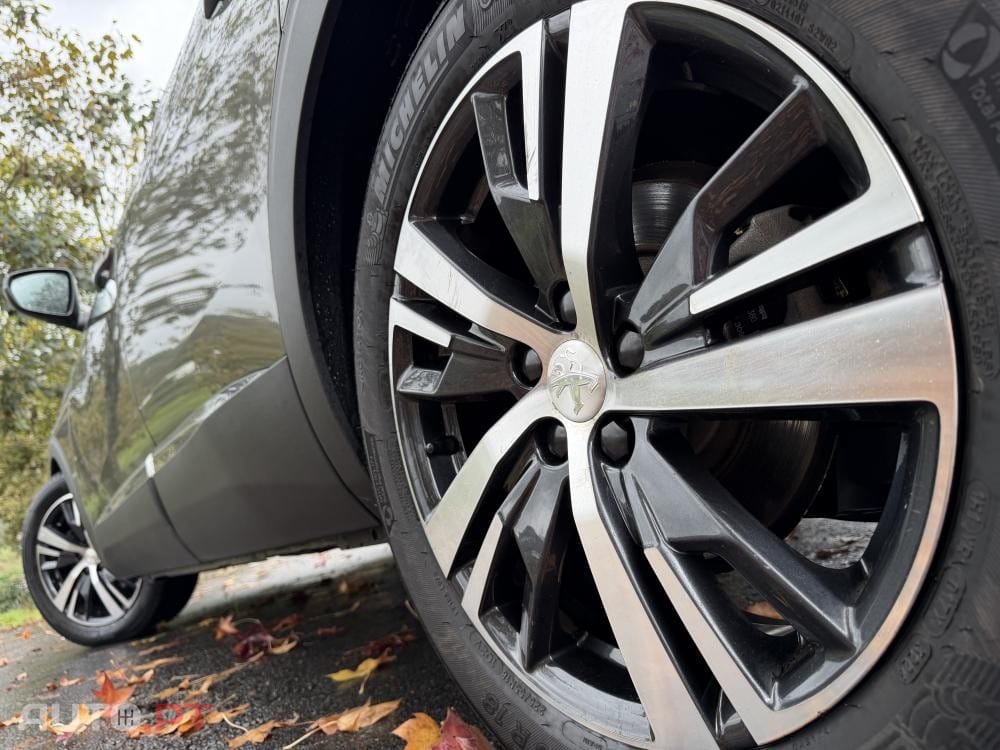 Peugeot 5008 1.2 PureTech Allure Pack