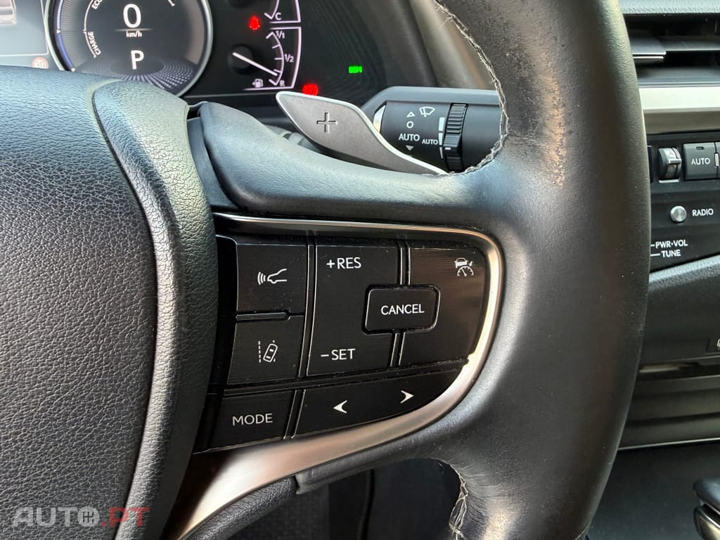 Lexus ES Executive+