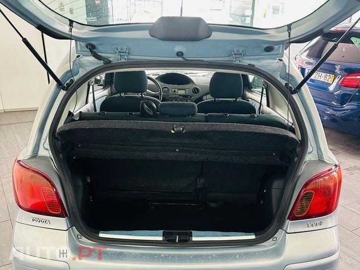 Toyota Yaris 1.3 Luna ABS+CD+AC