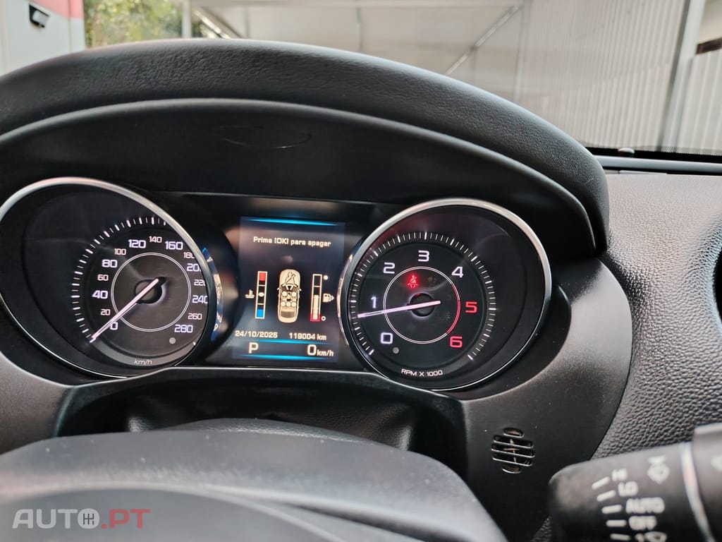 Jaguar XE 2.0 D AUTO 8 180 CV PRESTIGE COM EXTRAS