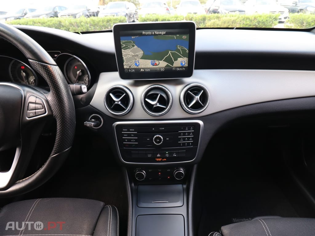 Mercedes-Benz CLA 200 d Shooting Brake Urban Aut.
