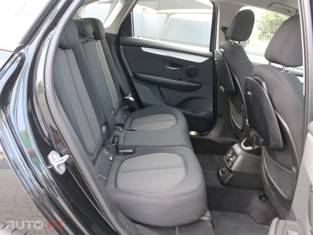 BMW 216 d