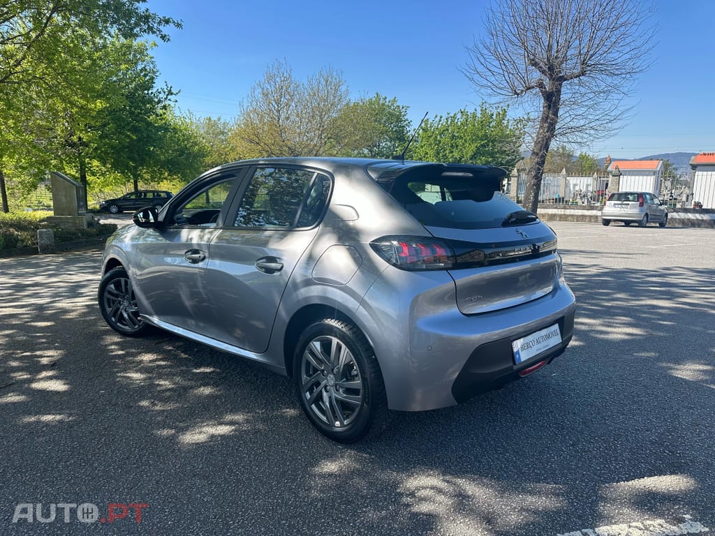 Peugeot 208 1.2 PureTech Allure Pack EAT8
